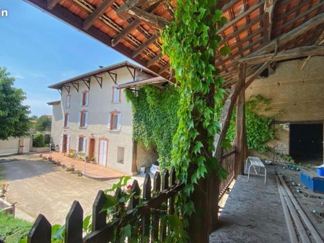 Villa 7 pièces 255 m²