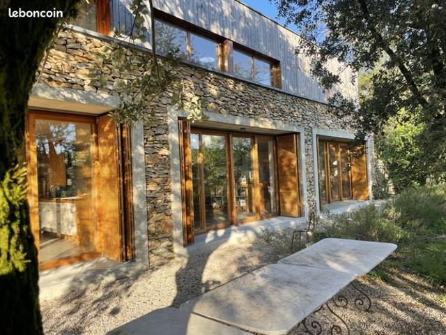 Villa 7 pièces 260 m²