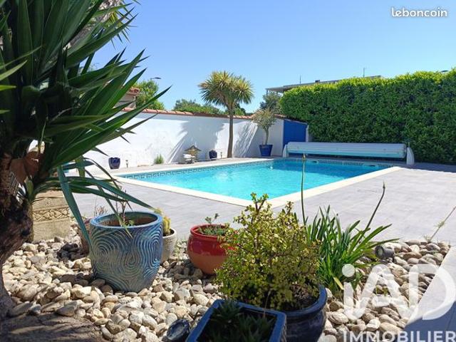 Villa 7 pièces 263 m²