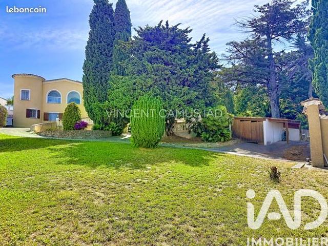 Villa 7 pièces 263 m²