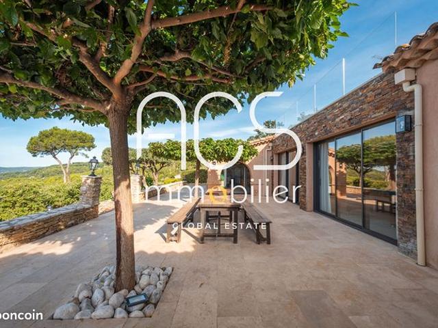 Propriété 7 pièces 263 m²