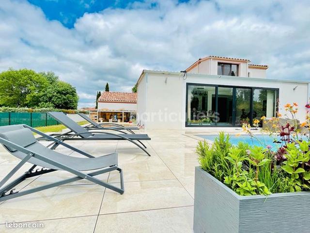 Villa 7 pièces 265 m²