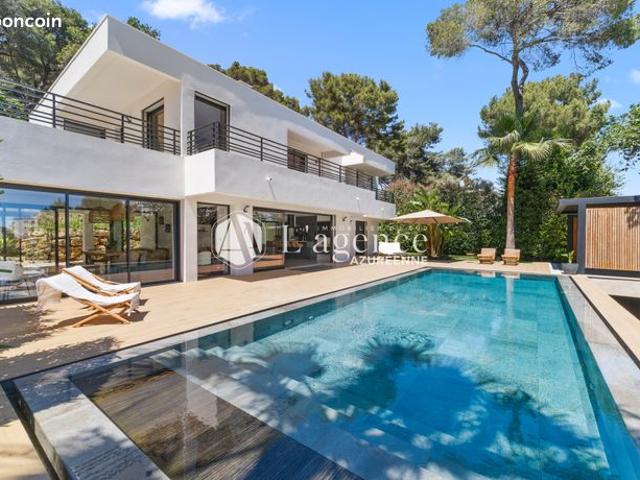 Villa 7 pièces 278 m²