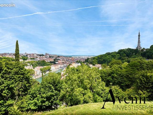 Villa 7 pièces 281 m²
