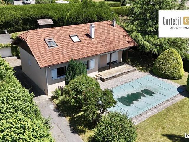 Villa 7 pièces 284 m²