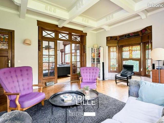 Villa 7 pièces 293 m²