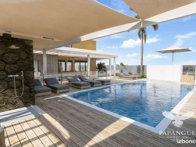 Villa 7 pièces 353 m²