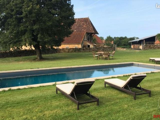Villa 7 pièces 358 m²