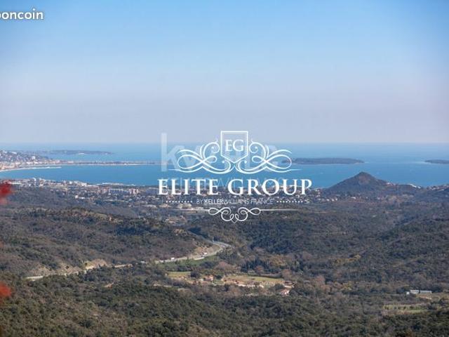 Villa 7 pièces 383 m²