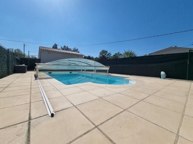 Villa 7 pièces avec piscine et double garage 160m² Régusse