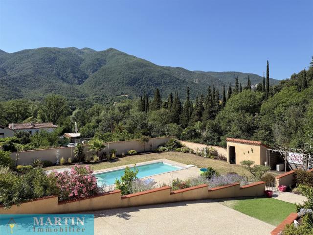 Villa 7 Pieces Avec Piscine Et Magnifique Vue 173m² Arles sur Tech