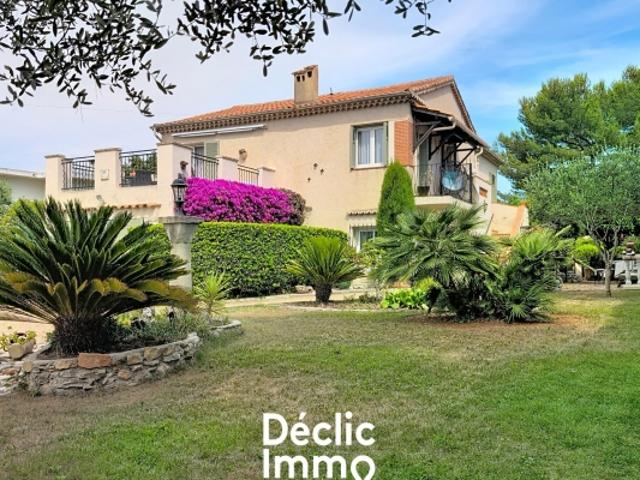 VILLA 7 PIECES PISCINE POOL HOUSE QUARTIER RASTINES ANTIBES