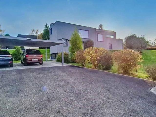 Villa 7.5 Zimmer