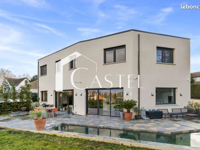 Villa 8 pièces 430 m²
