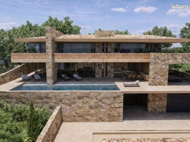 Villa 8 pièces 518 m²