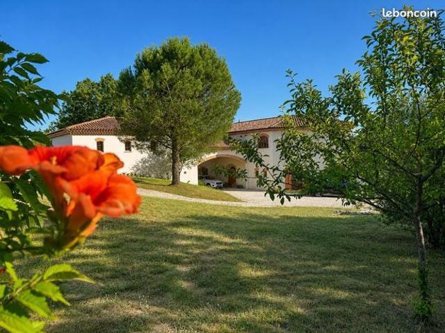 Villa 8 pièces 520 m²