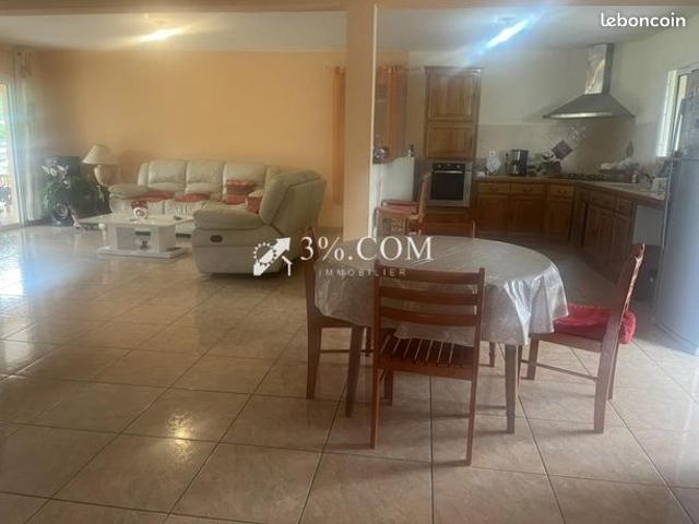 Villa 8 pièces 126 m²