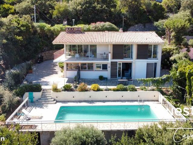 Villa 8 pièces 140 m²