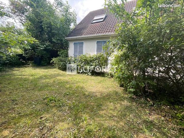 Villa 8 pièces 148 m²