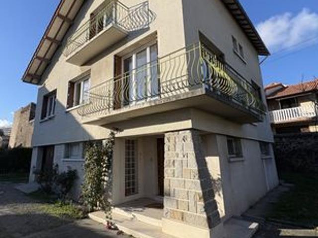Villa 8 pièces 150 m²