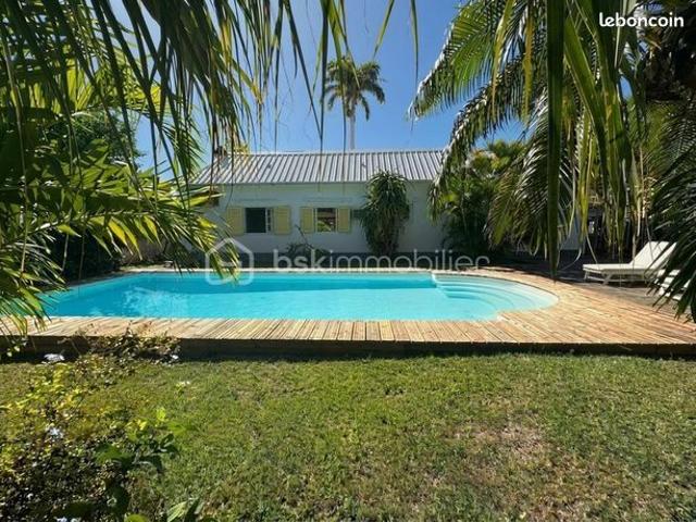 Villa 8 pièces 150 m²