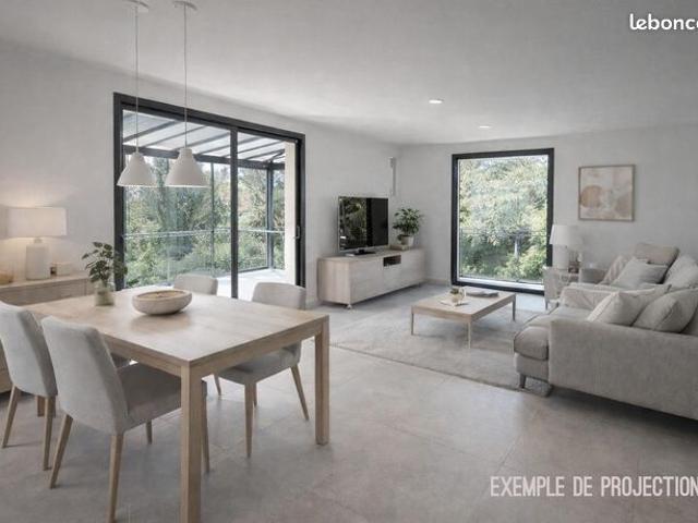 Villa 8 pièces 157 m²