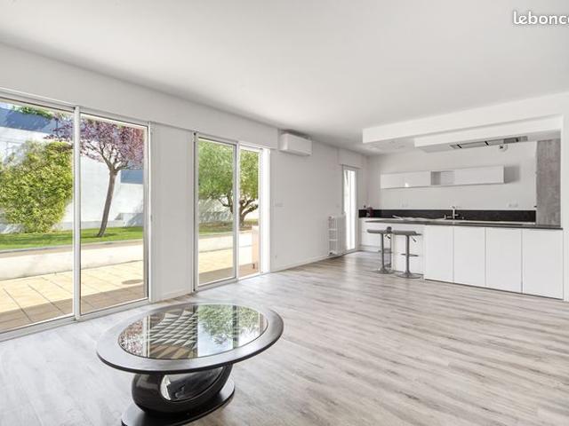 Villa 8 pièces 158 m²