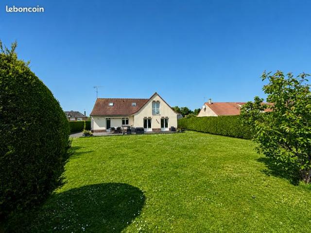 Villa 8 pièces 160 m²