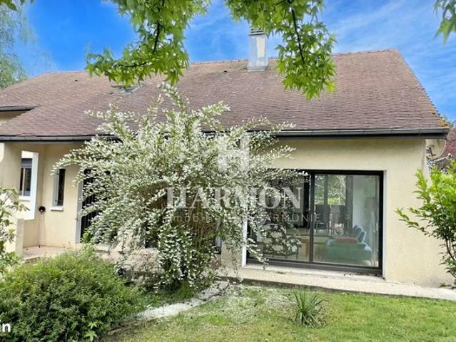 Villa 8 pièces 160 m²