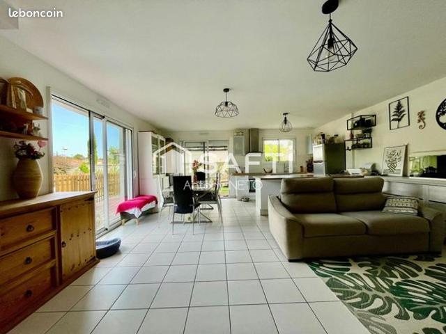 Villa 8 pièces 162 m²