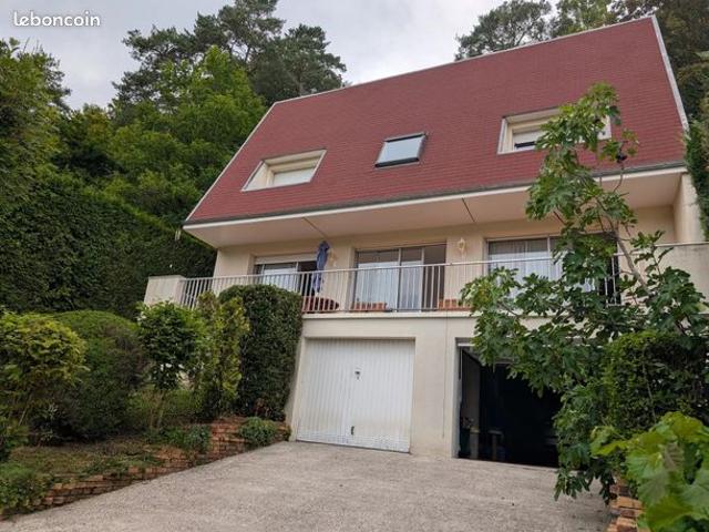 Villa 8 pièces 163 m²