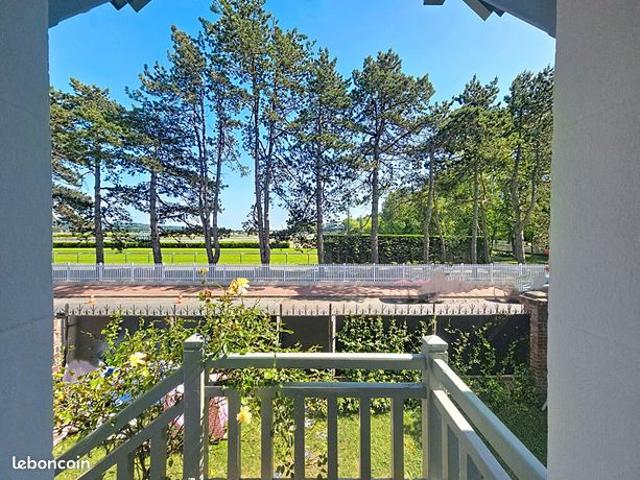 Villa 8 pièces 163 m²