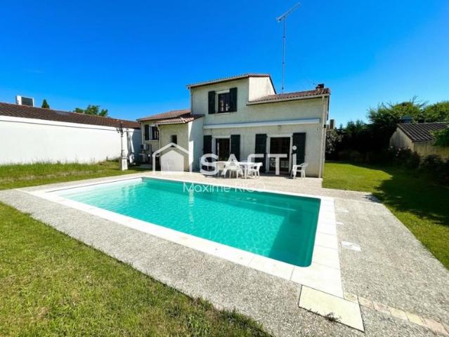 Villa 8 pièces 163m² avec piscine en centre ville