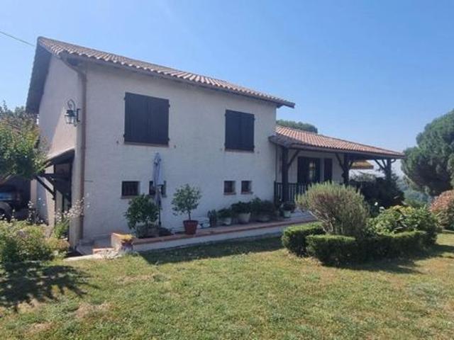 Villa 8 pièces 164 m²