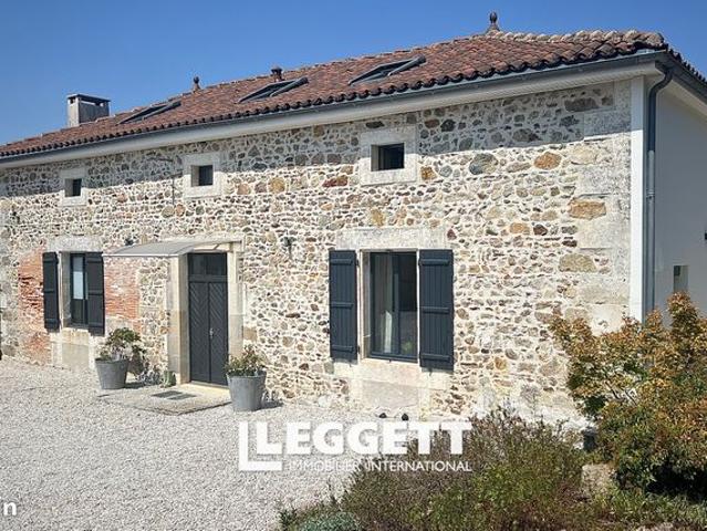 Villa 8 pièces 166 m²