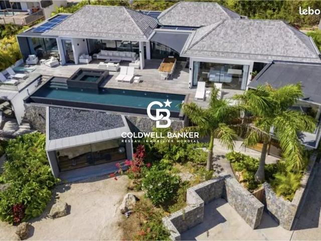 Villa 8 pièces 1671 m²