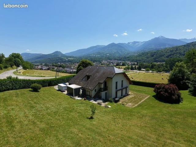Villa 8 pièces 167 m²