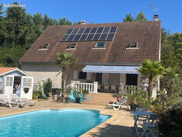 Villa 8 pièces 167 m²