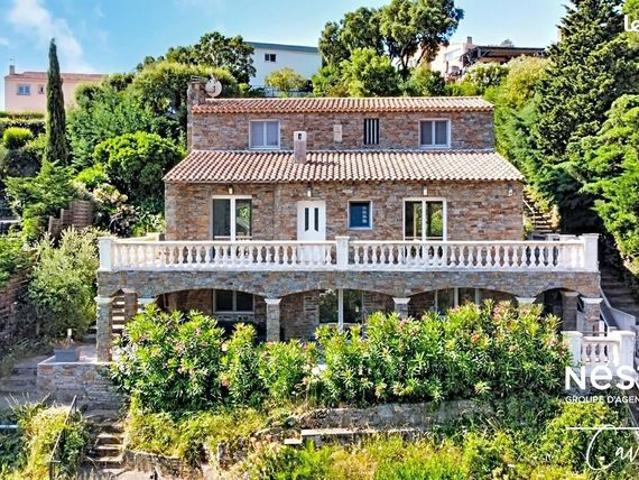 Villa 8 pièces 168 m²