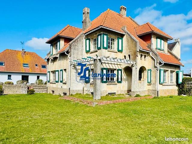 Villa 8 pièces 169 m²