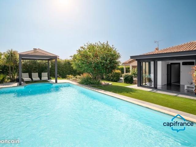 Villa 8 pièces 169 m²