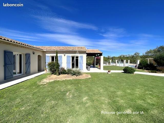 Villa 8 pièces 170 m²