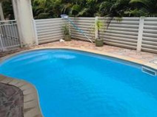Villa 8 pièces 170 m²