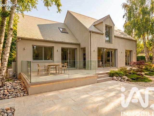 Villa 8 pièces 170 m²