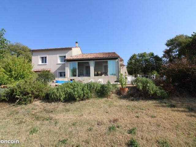 Villa 8 pièces 170 m²