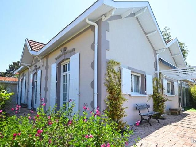 Villa 8 pièces 170 m²