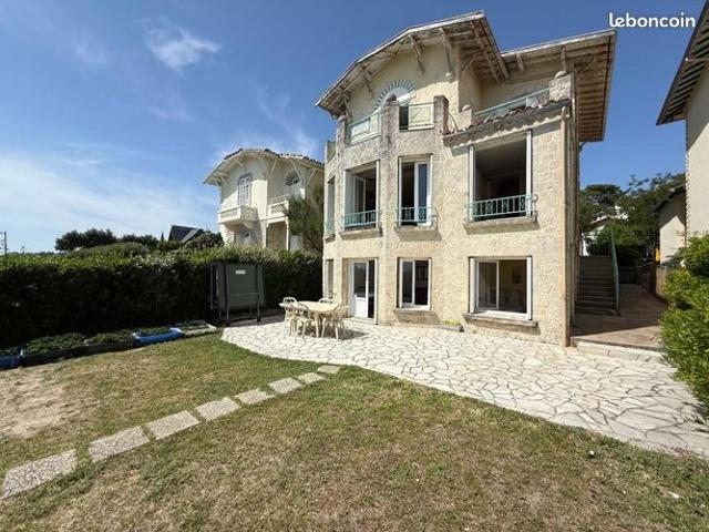 Villa 8 pièces 173 m²
