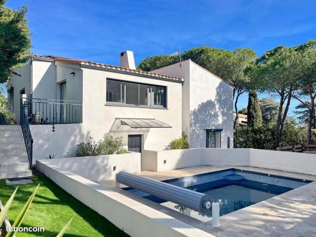 Villa 8 pièces 180 m²