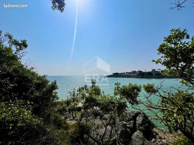 Villa 8 pièces 180 m²