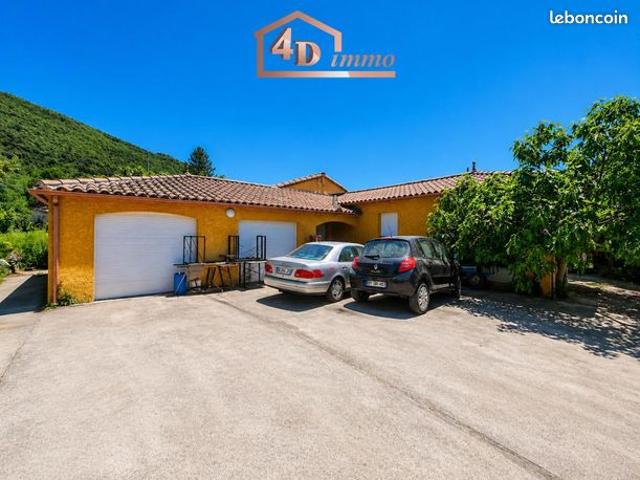 Villa 8 pièces 180 m²